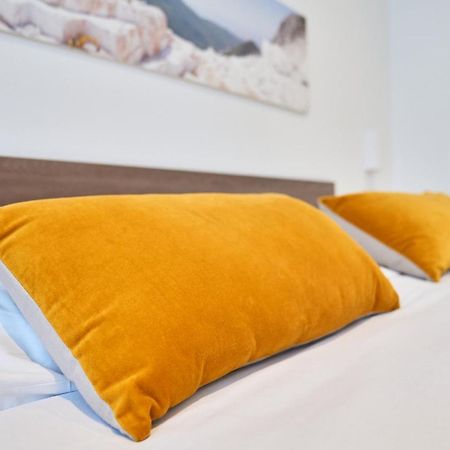 Firmafede Guest House Sarzana Exteriör bild