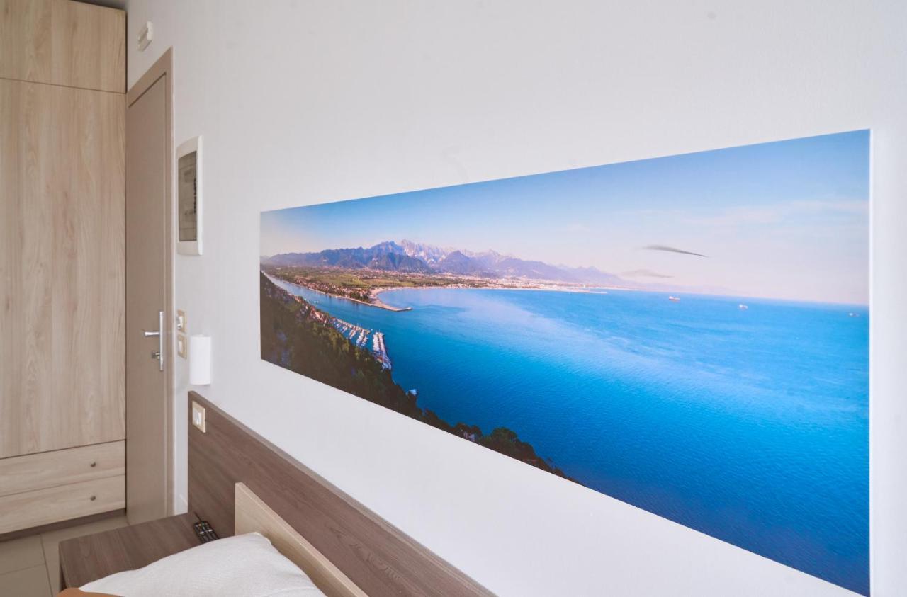 Firmafede Guest House Sarzana Exteriör bild